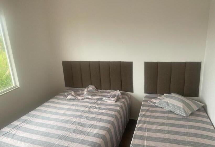 פנסיון Residencial Linda Vista Casa Azul