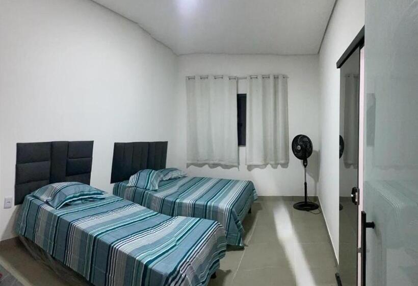 פנסיון Residencial Linda Vista Casa Azul