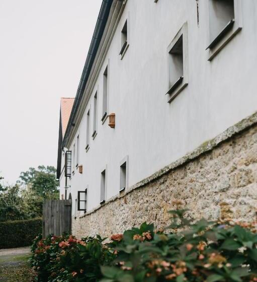 Panzió Statek Poštolka