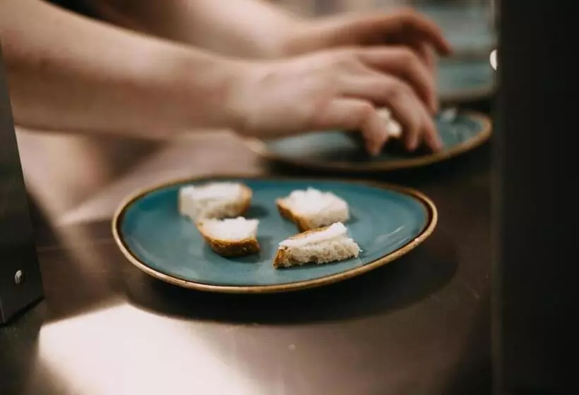 Majatalo Statek Poštolka