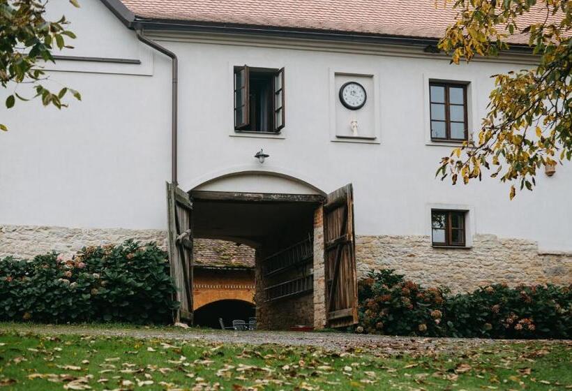 Panzió Statek Poštolka