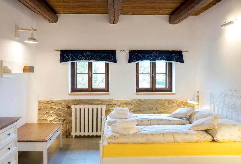 Panzió Statek Poštolka