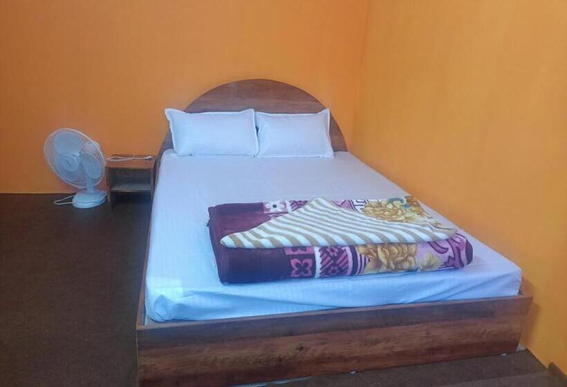 Singhik Hotel Kanchen View