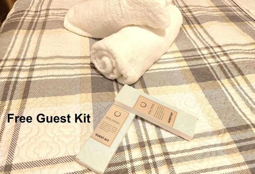 Tower 3 421 Pool View