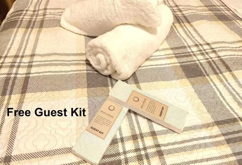 Tower 3 421 Pool View