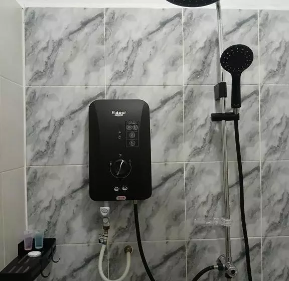 Tz Satellite Hotel, Kota Bharu