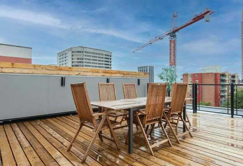 Westview Luxury Suites