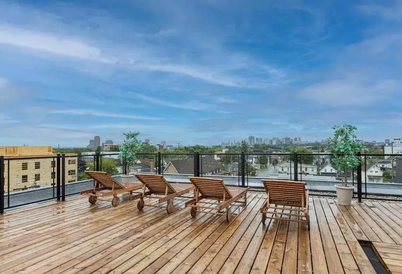 Westview Luxury Suites