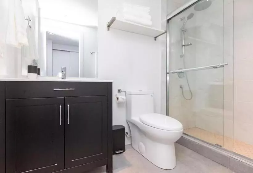 Westview Luxury Suites