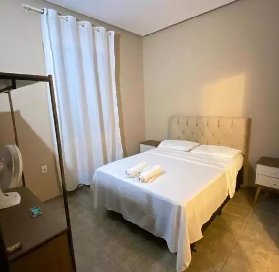 Retkeilymaja Pousada Caminho Do Ribeirão