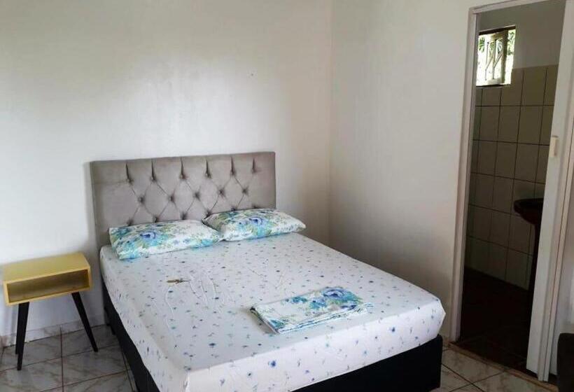 Hostel Pousada Caminho Do Ribeirão