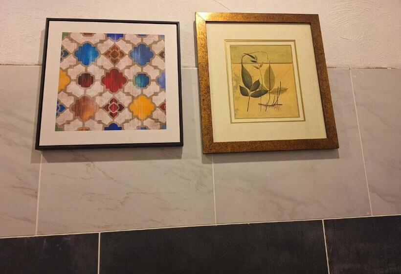 ベッドアンドブレックファースト Cucamonga Ventures