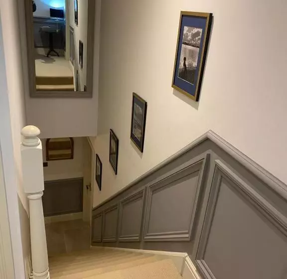 Aamiaismajoitus (B&B) Maple House