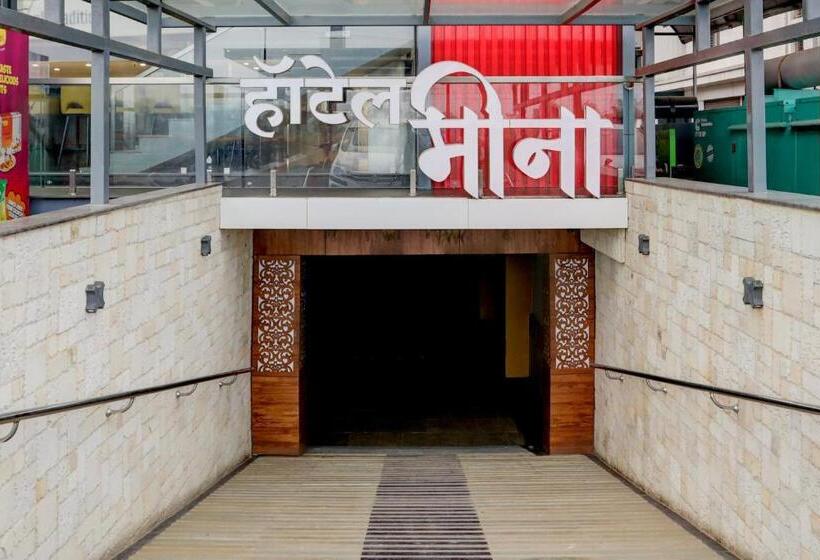 Collection O Hotel Meena Residency