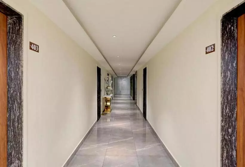 Collection O Hotel Meena Residency