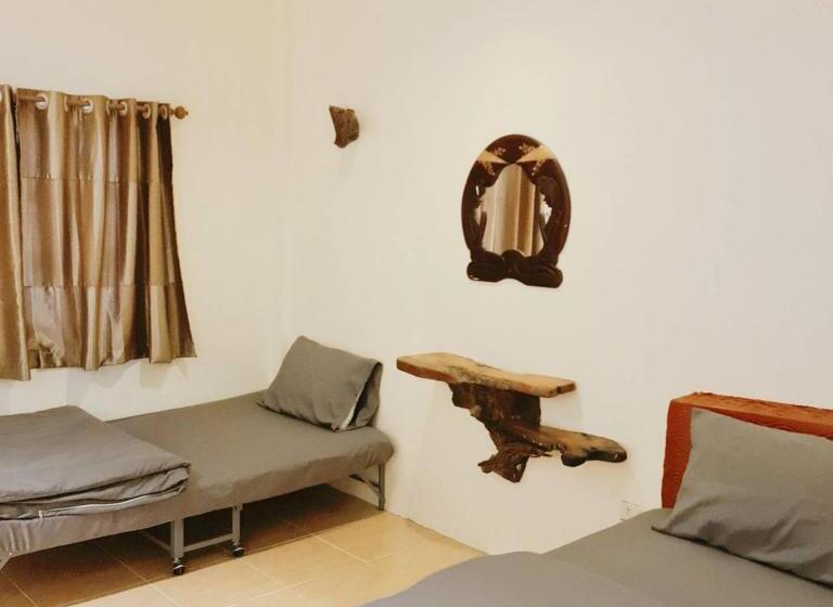 酒店 โรงแรมวรรณิดา การ์เด้น รีสอร์ท