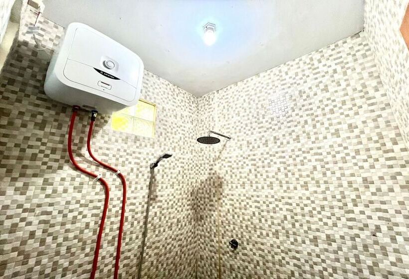 ホテル Belvilla Dedyluminous Near Sunset Beach Tanah Lot