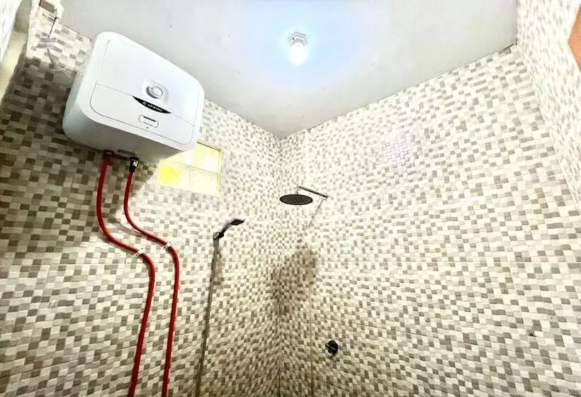 ホテル Belvilla Dedyluminous Near Sunset Beach Tanah Lot