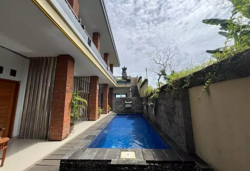 ホテル Belvilla Dedyluminous Near Sunset Beach Tanah Lot