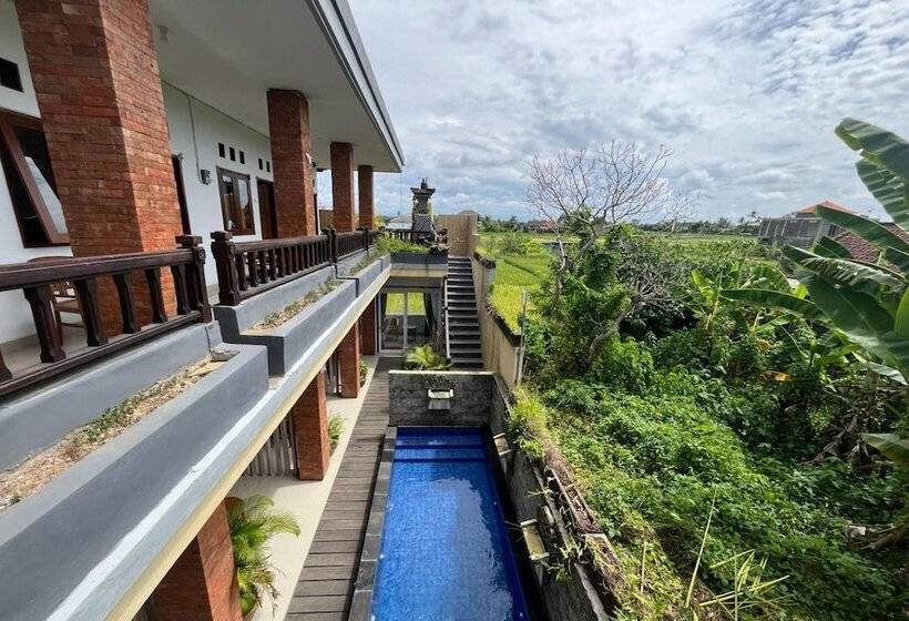 ホテル Belvilla Dedyluminous Near Sunset Beach Tanah Lot