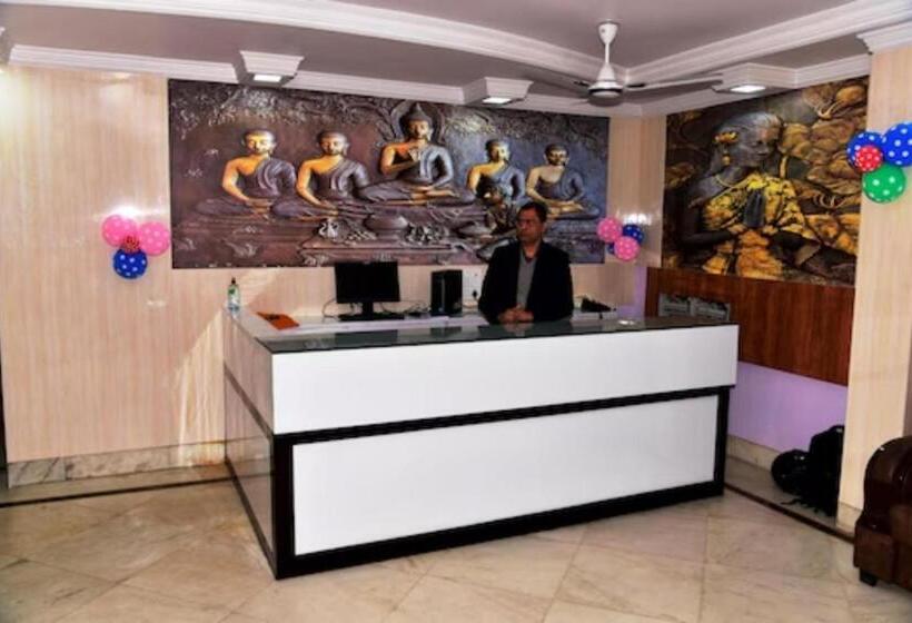 هتل Royal Guest House, Gaya