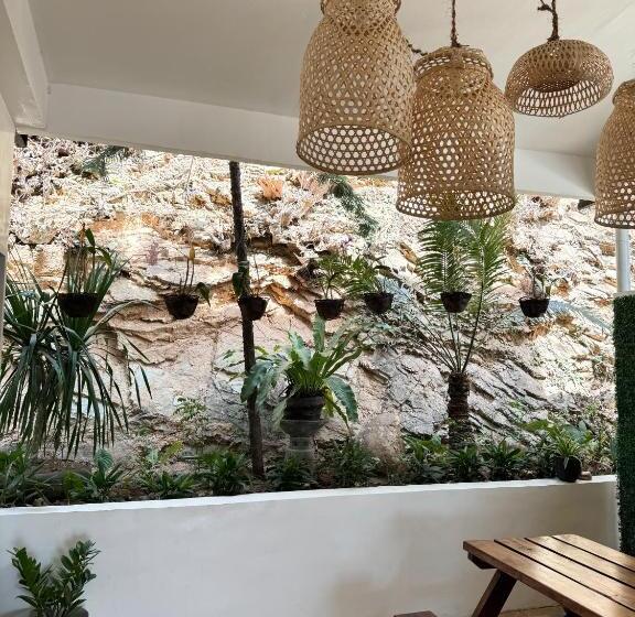 בית מלון כפרי Oceana Bay Coron