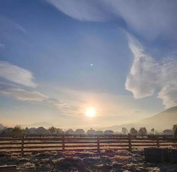 Majatalo Vulyk Guesthouse