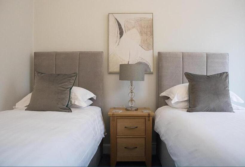 ベッドアンドブレックファースト Bramwood Guest House