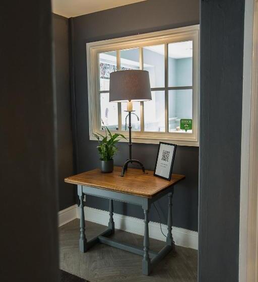 ベッドアンドブレックファースト Bramwood Guest House