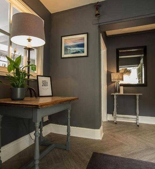 ベッドアンドブレックファースト Bramwood Guest House