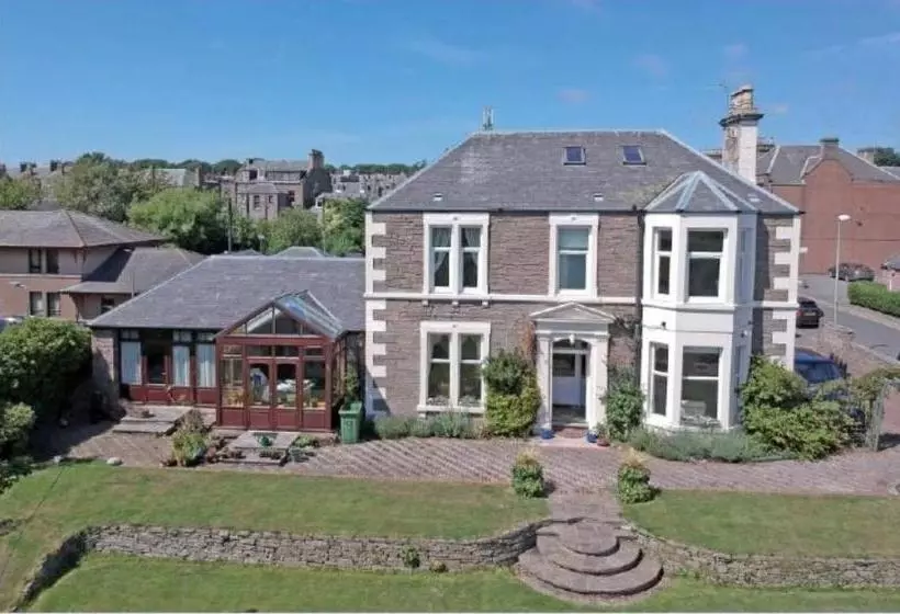Aamiaismajoitus (B&B) Park House