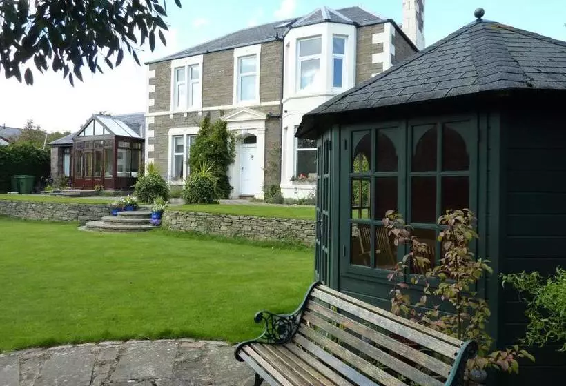 Aamiaismajoitus (B&B) Park House