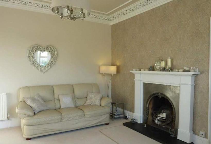 مبيت وإفطار Park House