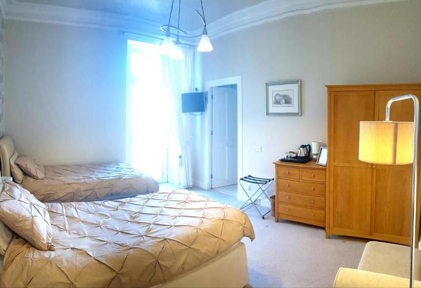 مبيت وإفطار Park House