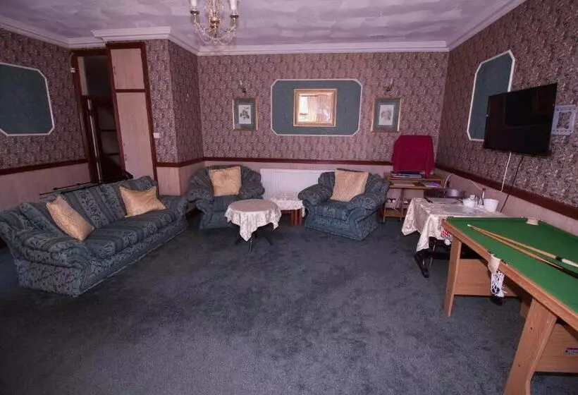 تختخواب و صبحانه Raynscourt Lodge