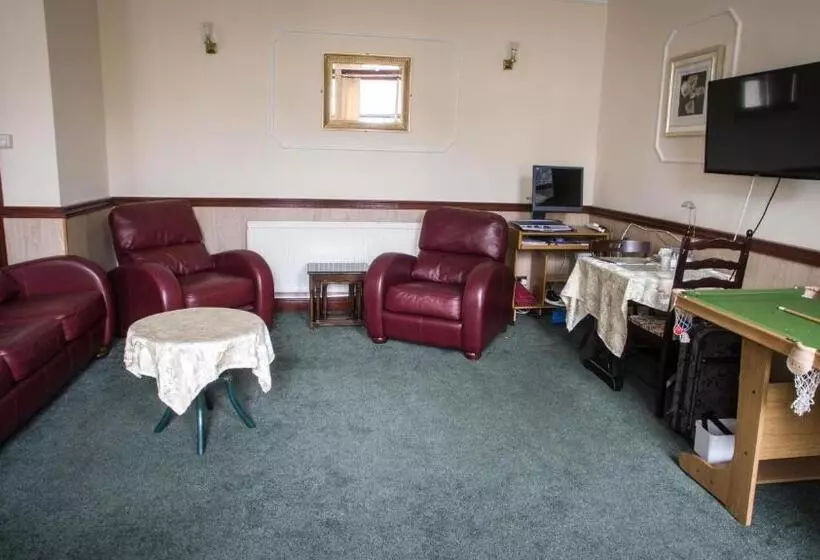 تختخواب و صبحانه Raynscourt Lodge