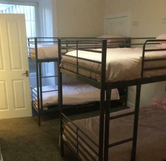 Edinburgh West Side Hostel