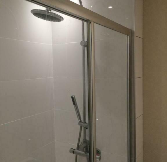 Edinburgh West Side Hostel