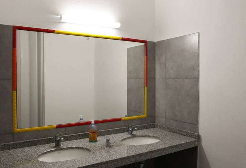 Hostel De Los Colores