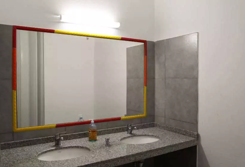Hostel De Los Colores