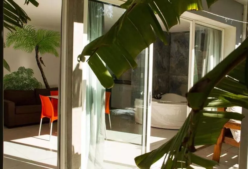 ホテル Apartamentos Premium Con Yacuzzi Dunas Del Este