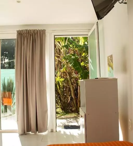 ホテル Apartamentos Premium Con Yacuzzi Dunas Del Este