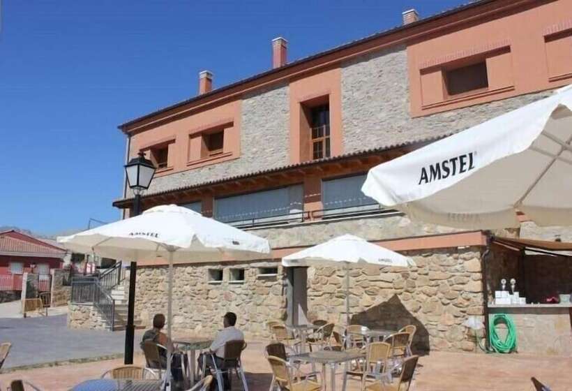 فندق Duque De Gredos