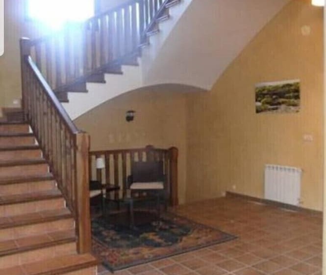 فندق Duque De Gredos