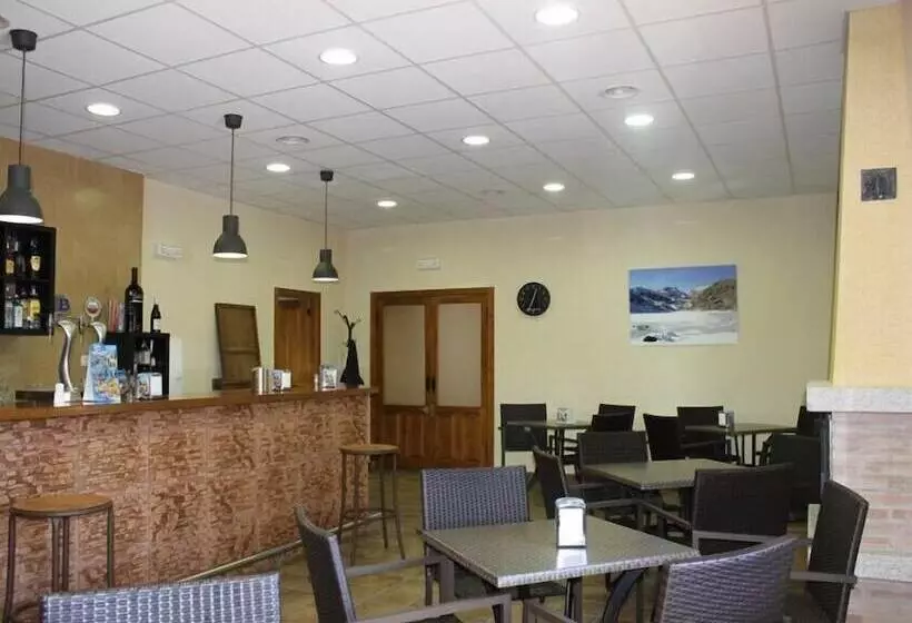 ホテル Duque De Gredos