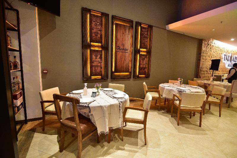 هتل Esplendor By Wyndham Asuncion