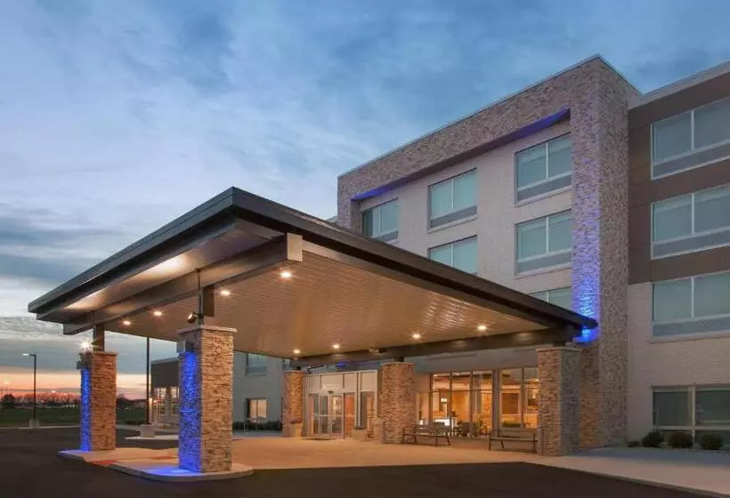 ホテル Holiday Inn Express & Suites   Sterling Heights Detroit Area, An Ihg
