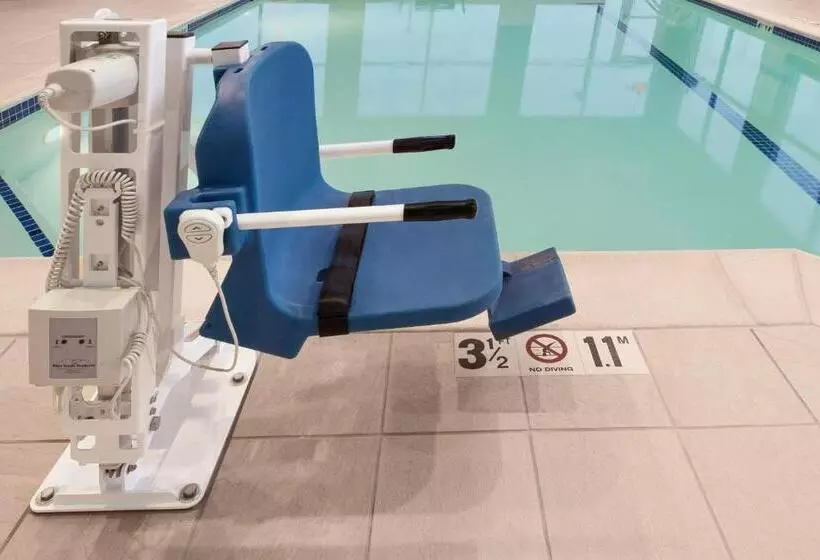 ホテル Holiday Inn Express & Suites   Sterling Heights Detroit Area, An Ihg