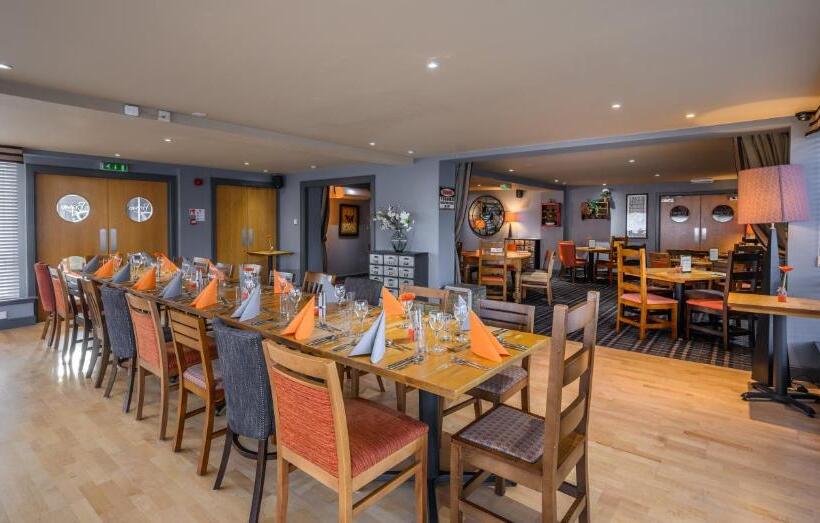 בית מלון כפרי The Dunavon