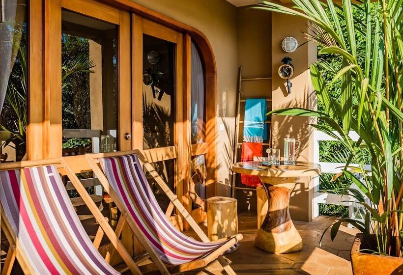 فندق Villa Nautilus